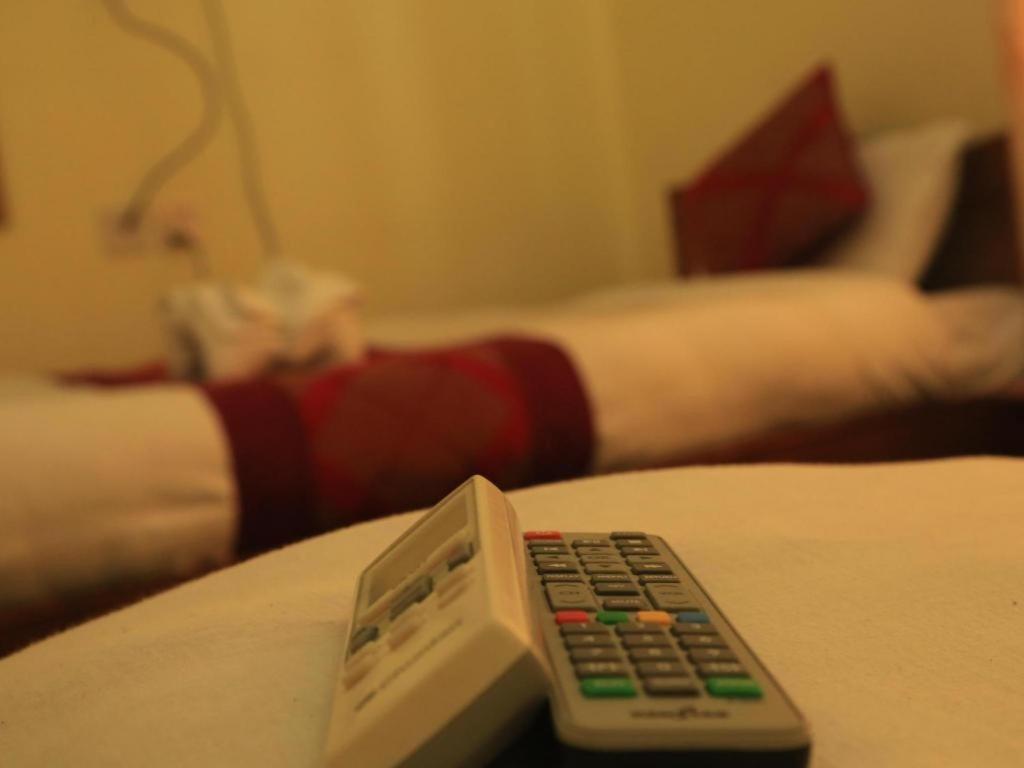 Hotel Royal Image Pokhara Buitenkant foto