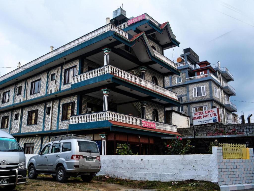Hotel Royal Image Pokhara Buitenkant foto